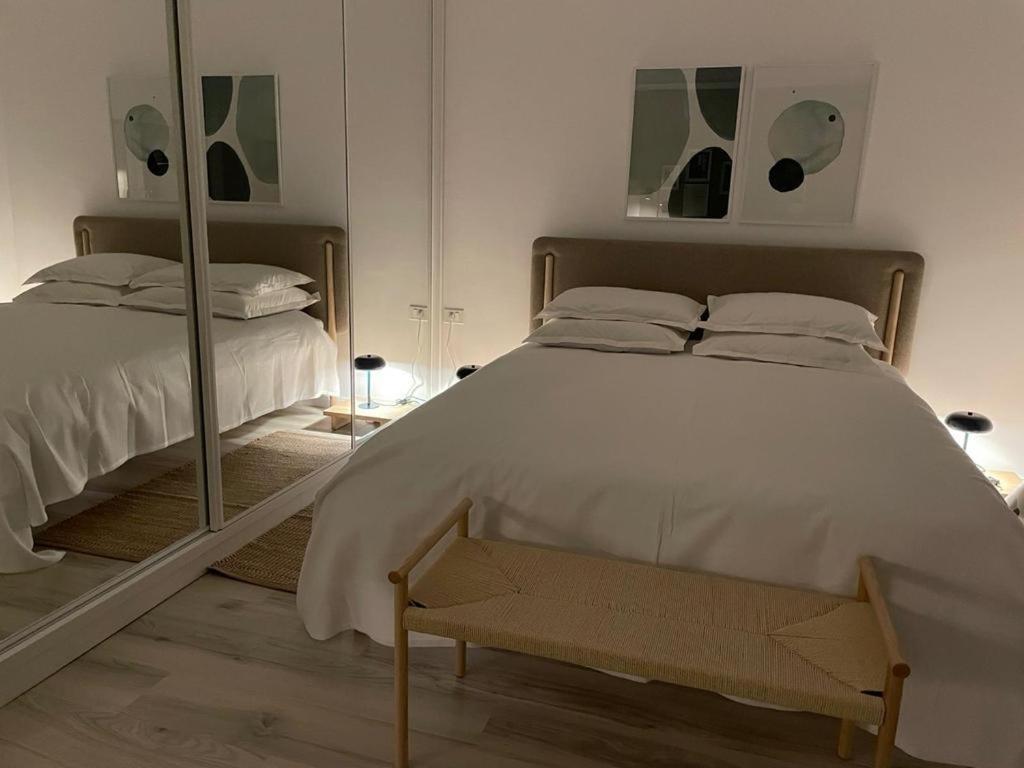Shi Mi Junior Suite Iasi Exteriör bild