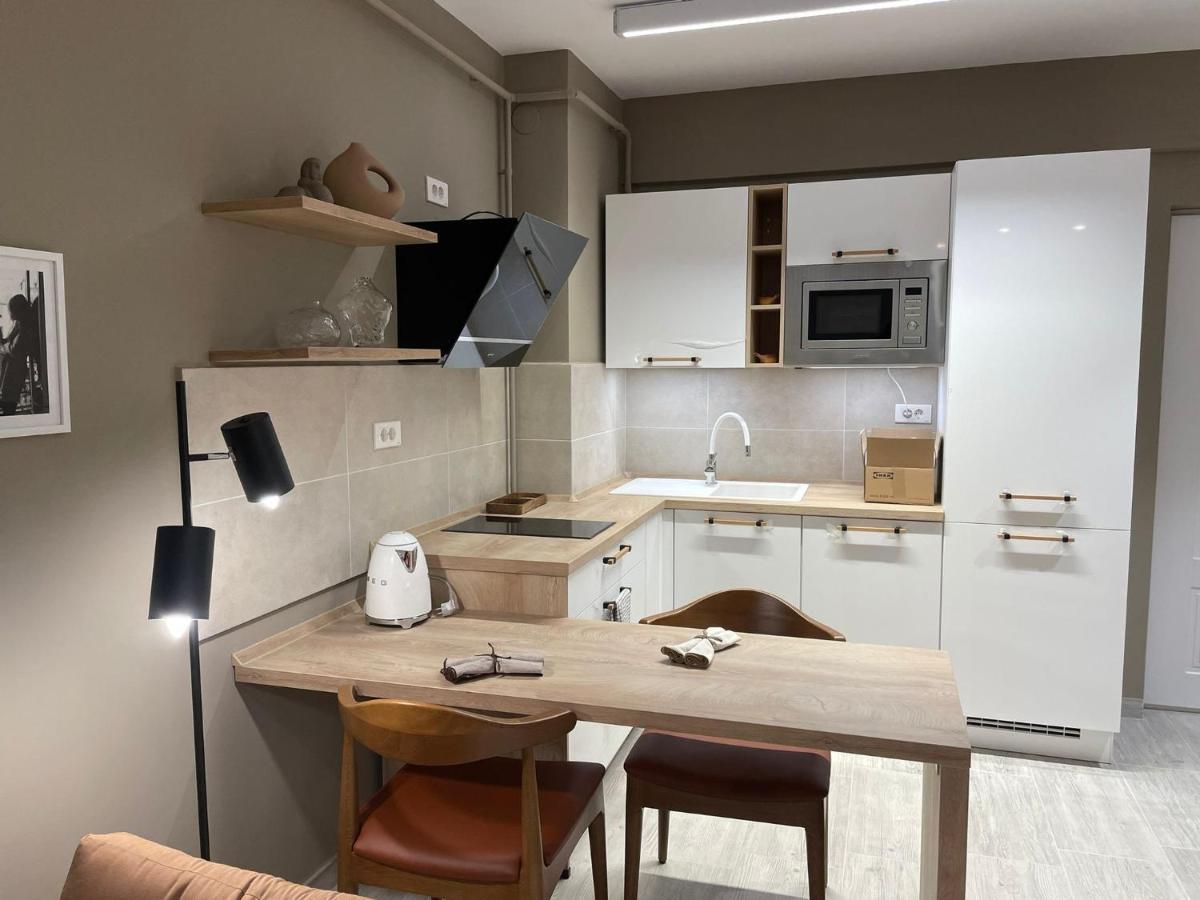Shi Mi Junior Suite Iasi Exteriör bild