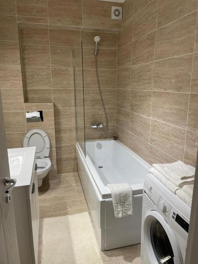 Shi Mi Junior Suite Iasi Exteriör bild